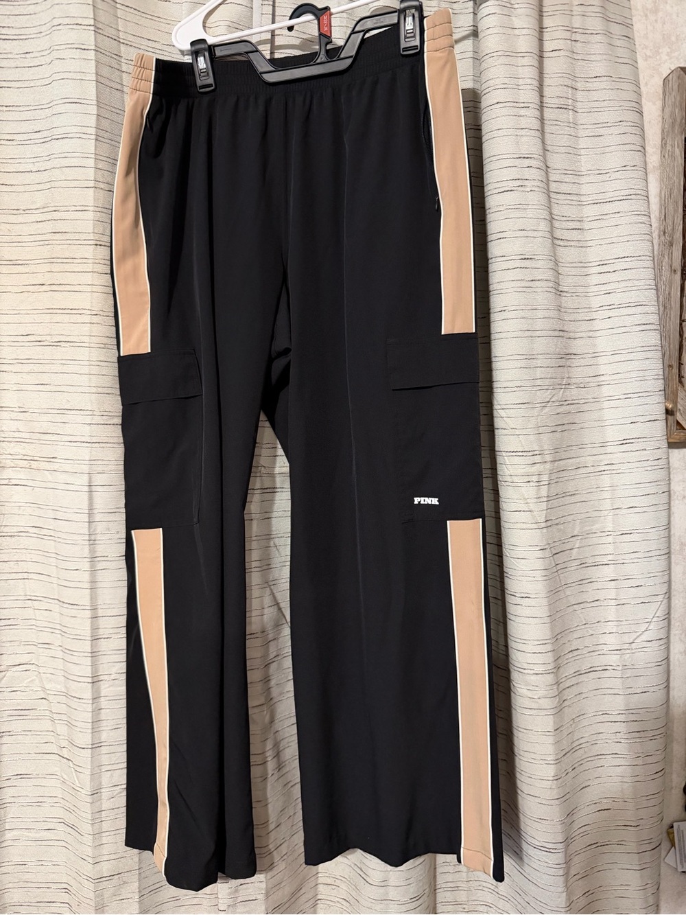 PINK Victoria’s Secret Black High-Waisted Cargo Track Pants XL